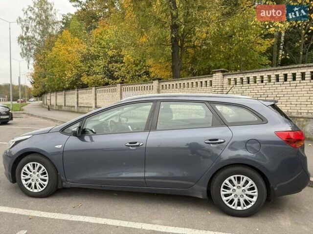 Синий Киа Сид, объемом двигателя 1.4 л и пробегом 227 тыс. км за 7650 $, фото 12 на Automoto.ua