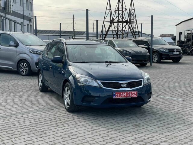 Синий Киа Сид, объемом двигателя 1.4 л и пробегом 200 тыс. км за 6700 $, фото 11 на Automoto.ua