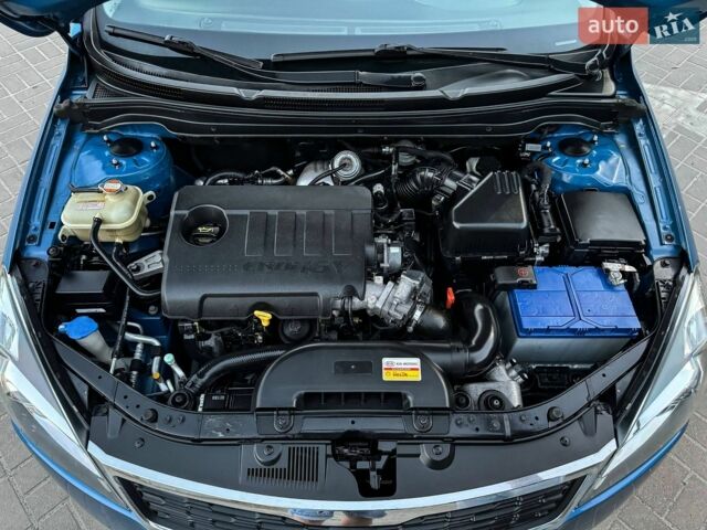 Синій Кіа Сід, об'ємом двигуна 1.6 л та пробігом 223 тис. км за 8900 $, фото 1 на Automoto.ua