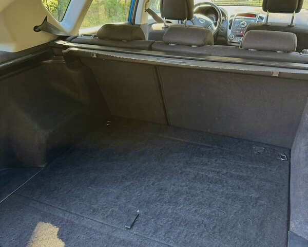 Синій Кіа Сід, об'ємом двигуна 1.58 л та пробігом 220 тис. км за 6999 $, фото 16 на Automoto.ua