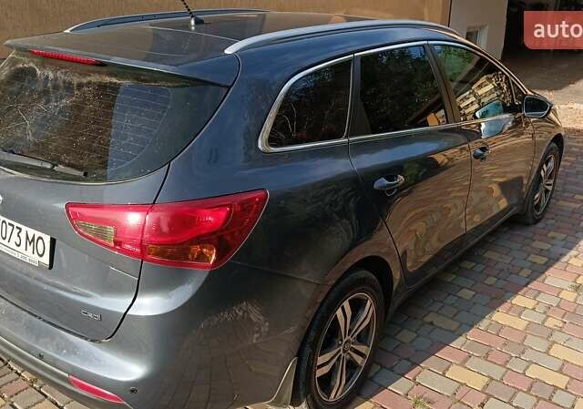 Синий Киа Сид, объемом двигателя 1.58 л и пробегом 96 тыс. км за 14000 $, фото 2 на Automoto.ua