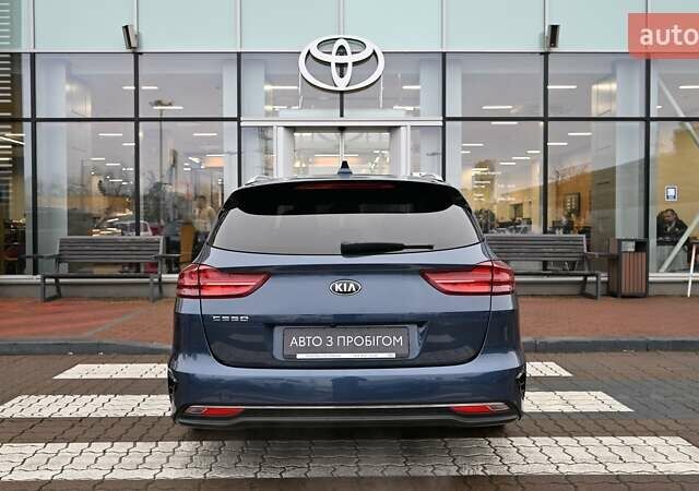 Синій Кіа Сід, об'ємом двигуна 1.59 л та пробігом 96 тис. км за 16738 $, фото 3 на Automoto.ua