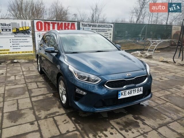 Синій Кіа Сід, об'ємом двигуна 1.6 л та пробігом 144 тис. км за 11400 $, фото 4 на Automoto.ua