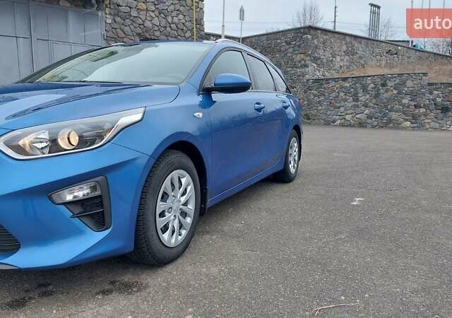 Синий Киа Сид, объемом двигателя 1.37 л и пробегом 66 тыс. км за 16200 $, фото 9 на Automoto.ua