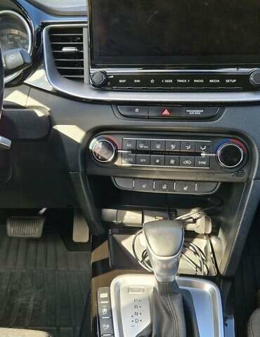 Синий Киа Сид, объемом двигателя 0 л и пробегом 225 тыс. км за 12192 $, фото 12 на Automoto.ua