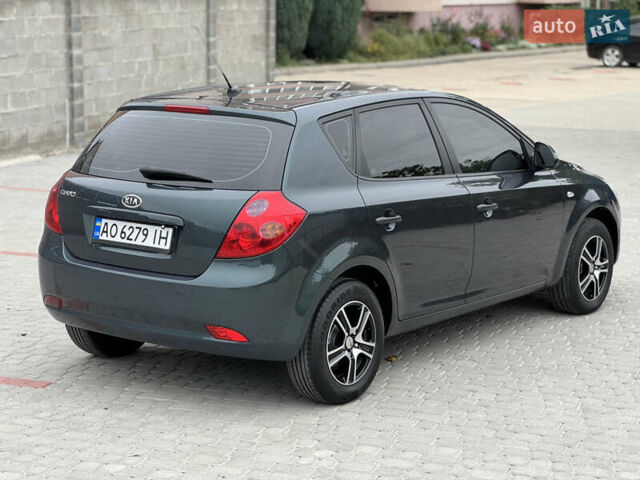 Зелений Кіа Сід, об'ємом двигуна 1.6 л та пробігом 239 тис. км за 5250 $, фото 13 на Automoto.ua