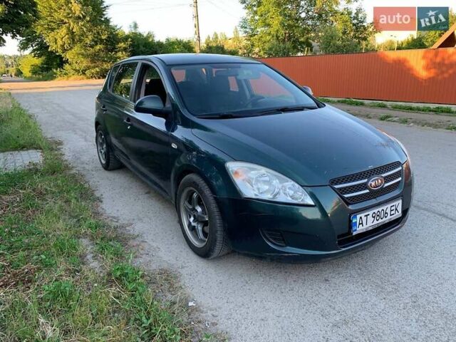 Зелений Кіа Сід, об'ємом двигуна 1.4 л та пробігом 160 тис. км за 5300 $, фото 9 на Automoto.ua
