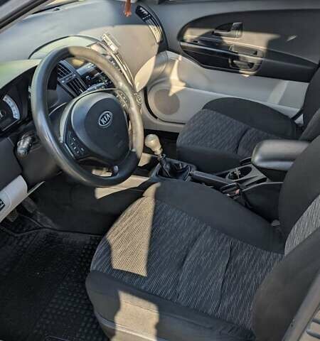 Зеленый Киа Сид, объемом двигателя 1.4 л и пробегом 221 тыс. км за 5200 $, фото 9 на Automoto.ua