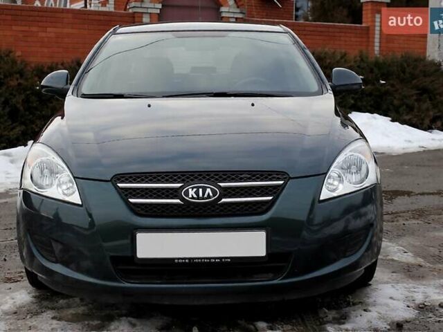 Зелений Кіа Сід, об'ємом двигуна 1.6 л та пробігом 166 тис. км за 7200 $, фото 2 на Automoto.ua