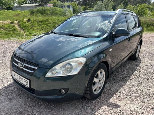 Зеленый Киа Сид, объемом двигателя 1.6 л и пробегом 309 тыс. км за 5999 $, фото 1 на Automoto.ua