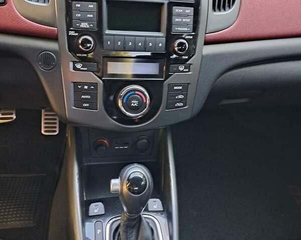 Черный Киа Cerato KOUP, объемом двигателя 2 л и пробегом 175 тыс. км за 6999 $, фото 25 на Automoto.ua