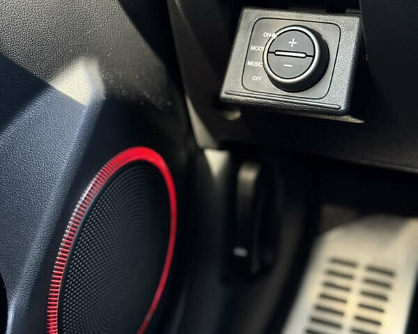 Черный Киа Cerato KOUP, объемом двигателя 2.4 л и пробегом 210 тыс. км за 9000 $, фото 15 на Automoto.ua