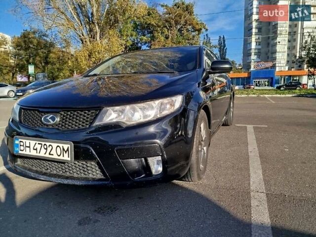 Чорний Кіа Cerato KOUP, об'ємом двигуна 1.6 л та пробігом 180 тис. км за 5500 $, фото 15 на Automoto.ua