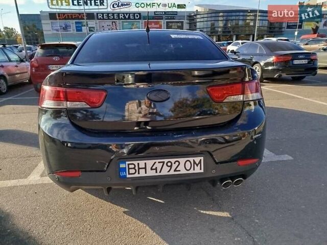 Чорний Кіа Cerato KOUP, об'ємом двигуна 1.6 л та пробігом 180 тис. км за 5500 $, фото 9 на Automoto.ua