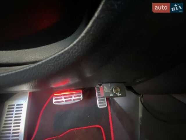 Красный Киа Cerato KOUP, объемом двигателя 2 л и пробегом 107 тыс. км за 10200 $, фото 49 на Automoto.ua