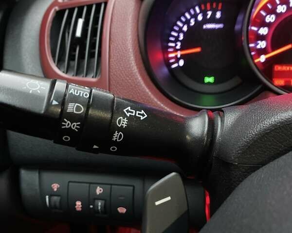 Красный Киа Cerato KOUP, объемом двигателя 2 л и пробегом 107 тыс. км за 10200 $, фото 42 на Automoto.ua