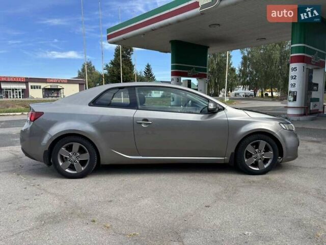 Серый Киа Cerato KOUP, объемом двигателя 1.6 л и пробегом 220 тыс. км за 6500 $, фото 7 на Automoto.ua