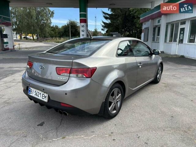 Серый Киа Cerato KOUP, объемом двигателя 1.6 л и пробегом 220 тыс. км за 6500 $, фото 5 на Automoto.ua
