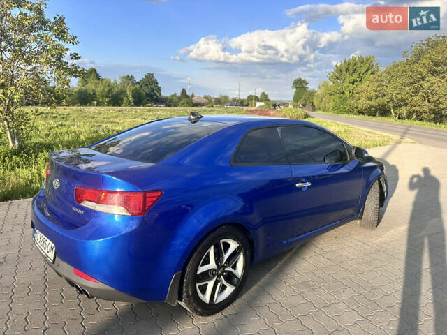 Синий Киа Cerato KOUP, объемом двигателя 2 л и пробегом 144 тыс. км за 8350 $, фото 7 на Automoto.ua