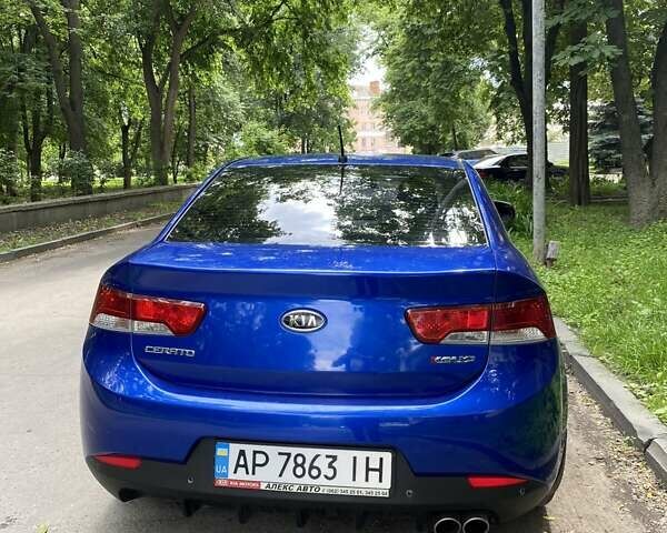 Синий Киа Cerato KOUP, объемом двигателя 2 л и пробегом 160 тыс. км за 8500 $, фото 6 на Automoto.ua