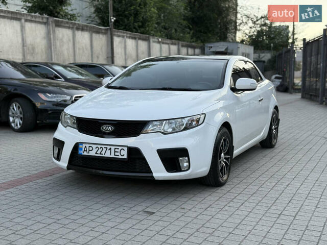 Белый Киа Черато, объемом двигателя 2 л и пробегом 165 тыс. км за 8200 $, фото 3 на Automoto.ua