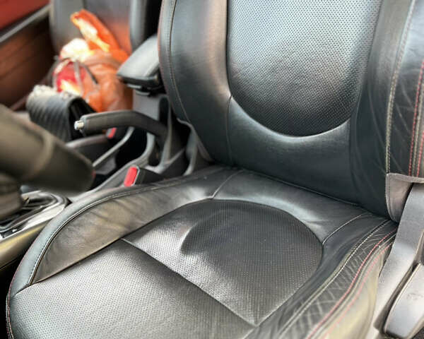 Білий Кіа Черато, об'ємом двигуна 2 л та пробігом 140 тис. км за 9200 $, фото 5 на Automoto.ua