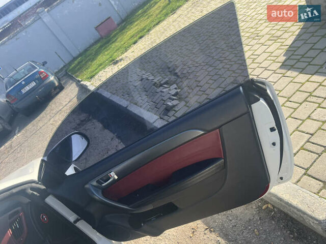 Белый Киа Черато, объемом двигателя 2 л и пробегом 213 тыс. км за 8600 $, фото 12 на Automoto.ua