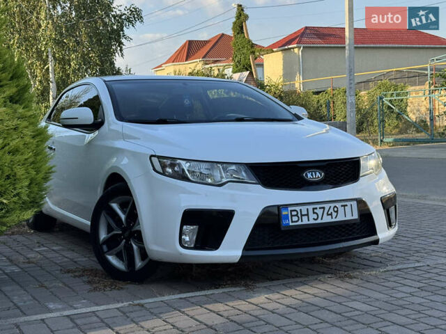 Белый Киа Черато, объемом двигателя 2 л и пробегом 135 тыс. км за 8400 $, фото 8 на Automoto.ua