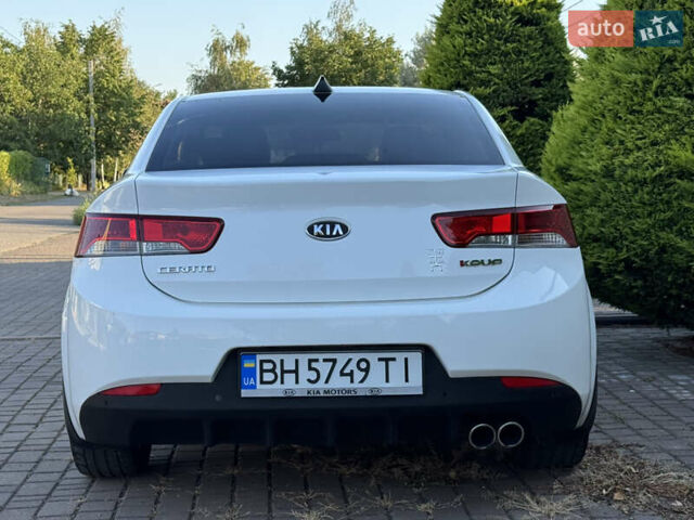 Белый Киа Черато, объемом двигателя 2 л и пробегом 135 тыс. км за 8400 $, фото 12 на Automoto.ua
