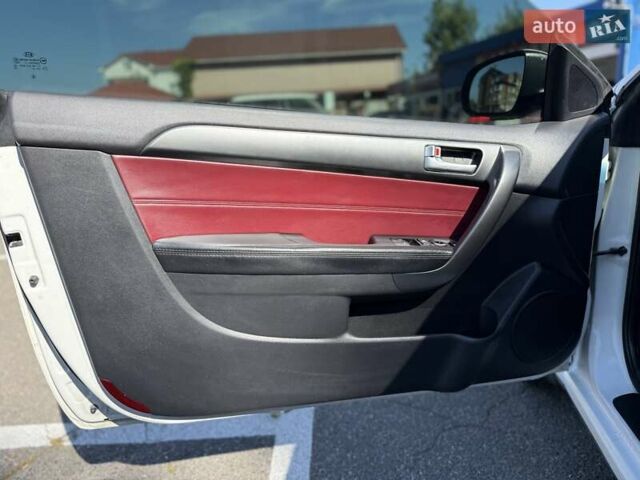 Білий Кіа Черато, об'ємом двигуна 2 л та пробігом 175 тис. км за 6800 $, фото 16 на Automoto.ua