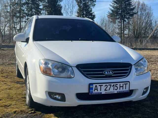 Білий Кіа Черато, об'ємом двигуна 1.6 л та пробігом 176 тис. км за 5450 $, фото 2 на Automoto.ua