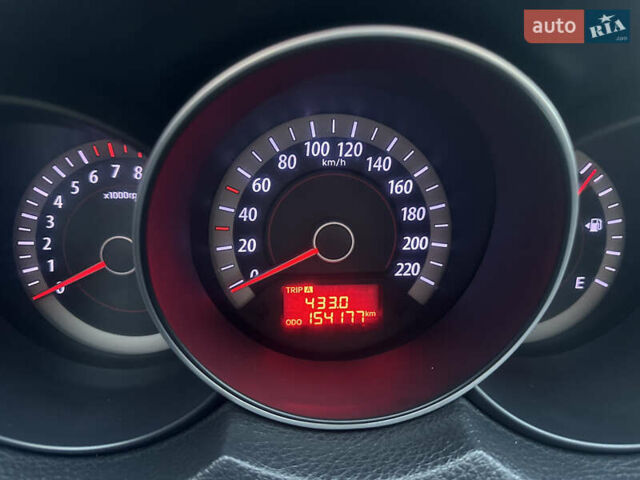 Білий Кіа Черато, об'ємом двигуна 1.59 л та пробігом 154 тис. км за 7500 $, фото 12 на Automoto.ua