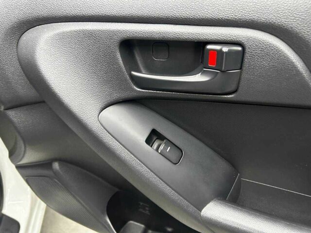 Белый Киа Черато, объемом двигателя 1.6 л и пробегом 180 тыс. км за 6300 $, фото 9 на Automoto.ua