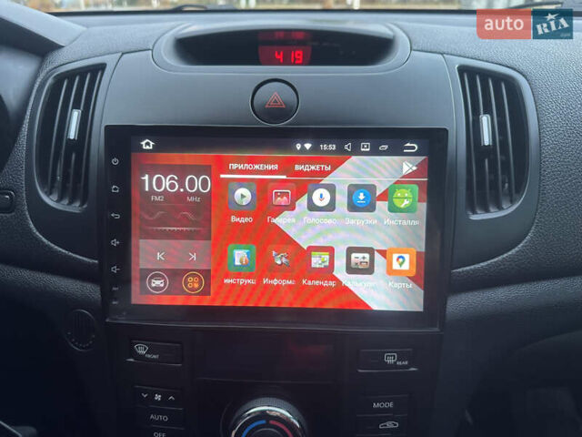 Білий Кіа Черато, об'ємом двигуна 1.59 л та пробігом 154 тис. км за 7500 $, фото 13 на Automoto.ua