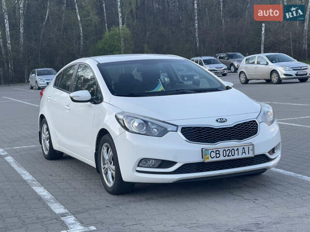 Киа Черато 2012 в Чернигове на Automoto.ua Белый Киа Черато, объемом двигателя 1.6 л и пробегом 213 тыс. км за 10300 $, фото 5 на Automoto.ua
