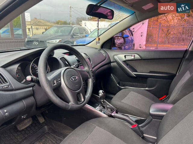 Белый Киа Черато, объемом двигателя 1.59 л и пробегом 210 тыс. км за 8200 $, фото 15 на Automoto.ua