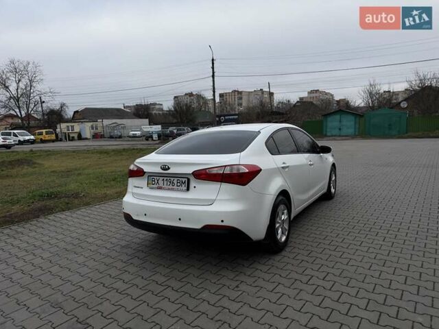 Білий Кіа Черато, об'ємом двигуна 1.6 л та пробігом 100 тис. км за 8300 $, фото 8 на Automoto.ua