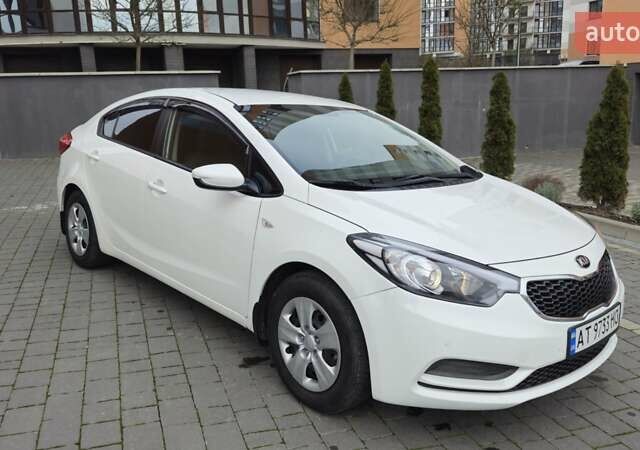 Белый Киа Черато, объемом двигателя 1.6 л и пробегом 130 тыс. км за 7700 $, фото 14 на Automoto.ua