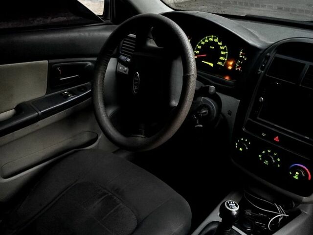 Бежевий Кіа Черато, об'ємом двигуна 1.6 л та пробігом 530 тис. км за 2999 $, фото 6 на Automoto.ua