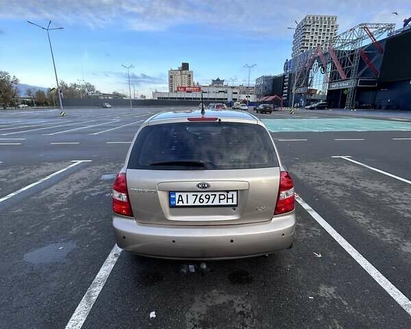 Бежевый Киа Черато, объемом двигателя 1.6 л и пробегом 138 тыс. км за 4400 $, фото 6 на Automoto.ua