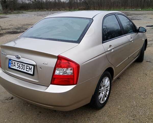Бежевий Кіа Черато, об'ємом двигуна 1.6 л та пробігом 300 тис. км за 4300 $, фото 2 на Automoto.ua