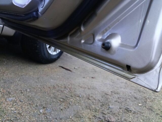 Бежевий Кіа Черато, об'ємом двигуна 1.6 л та пробігом 300 тис. км за 4500 $, фото 6 на Automoto.ua