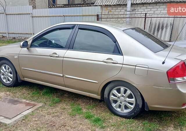 Киа Черато 2006 в Краматорске на Automoto.ua Бежевый Киа Черато, объемом двигателя 1.6 л и пробегом 150 тыс. км за 3900 $, фото 6 на Automoto.ua