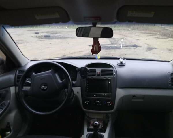 Бежевий Кіа Черато, об'ємом двигуна 1.6 л та пробігом 300 тис. км за 4300 $, фото 3 на Automoto.ua