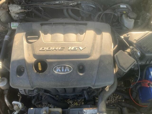 Киа Черато 2006 в Киеве на Automoto.ua Бежевый Киа Черато, объемом двигателя 1.6 л и пробегом 469 тыс. км за 1999 $, фото 4 на Automoto.ua