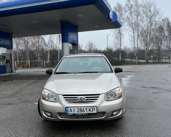 Бежевий Кіа Черато, об'ємом двигуна 1.59 л та пробігом 230 тис. км за 3700 $, фото 1 на Automoto.ua