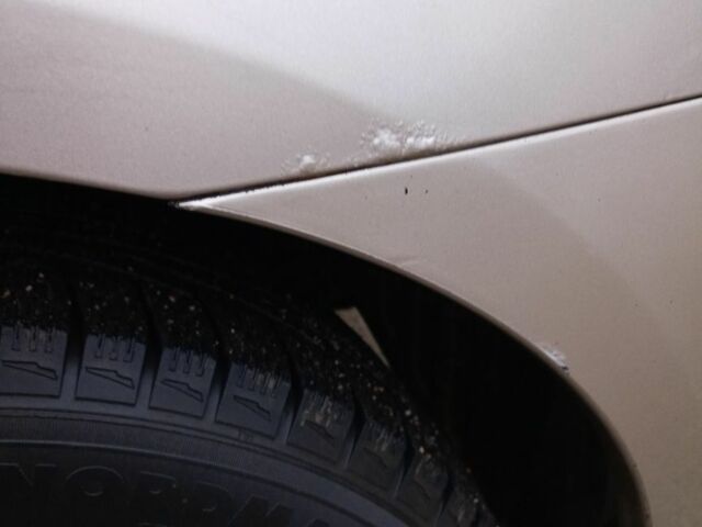 Бежевий Кіа Черато, об'ємом двигуна 1.6 л та пробігом 300 тис. км за 4500 $, фото 8 на Automoto.ua