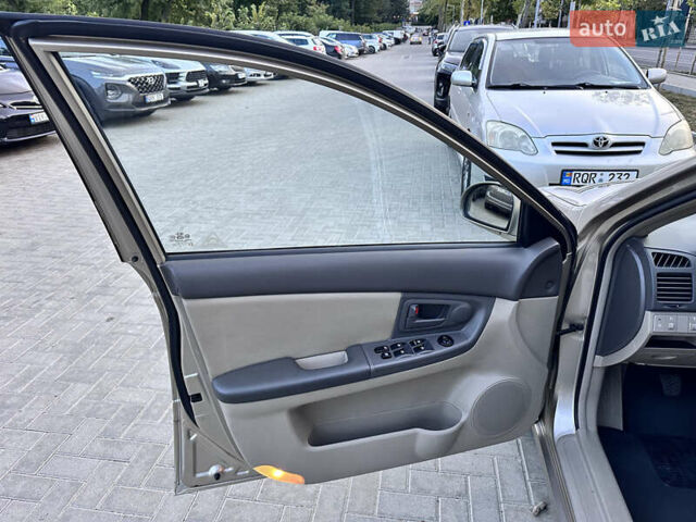 Бежевый Киа Черато, объемом двигателя 1.6 л и пробегом 79 тыс. км за 5800 $, фото 27 на Automoto.ua