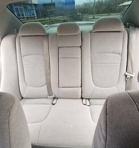 Бежевый Киа Черато, объемом двигателя 1.98 л и пробегом 212 тыс. км за 4500 $, фото 10 на Automoto.ua