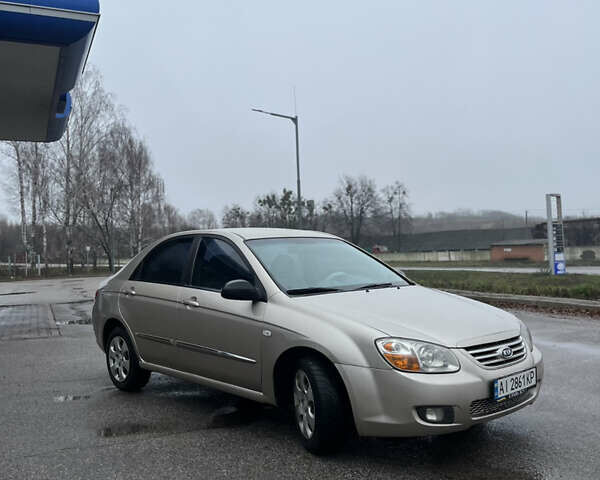 Бежевий Кіа Черато, об'ємом двигуна 1.59 л та пробігом 230 тис. км за 3700 $, фото 2 на Automoto.ua